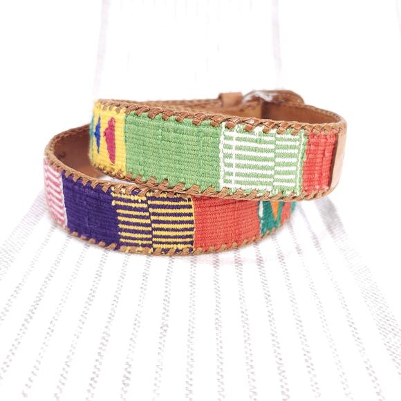 Vintage Guatemalan Embroidered Leather Belt Size 28 Boho Artisan Handmade Artsy - Picture 7 of 8